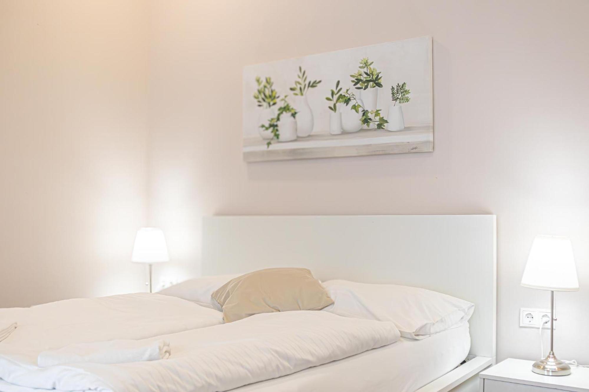 Stylish Studio Apartment Wiener Stadthalle Exteriör bild